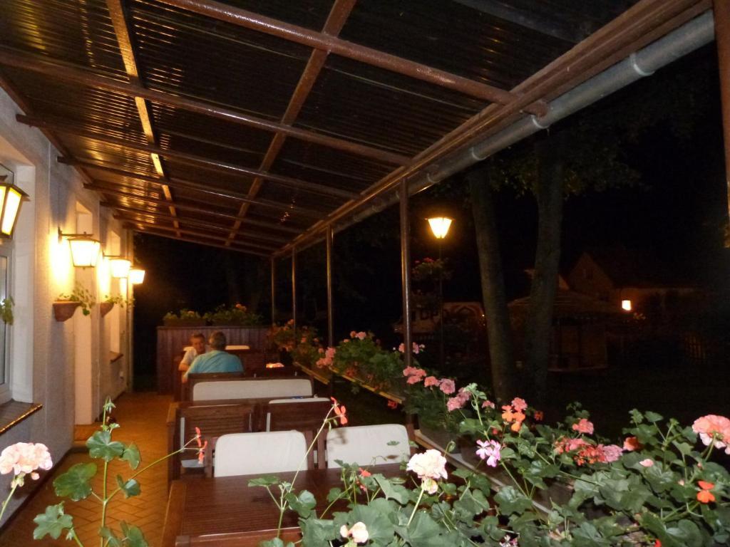 Landhaus Dargelin Hotel Behrenhoff Екстериор снимка