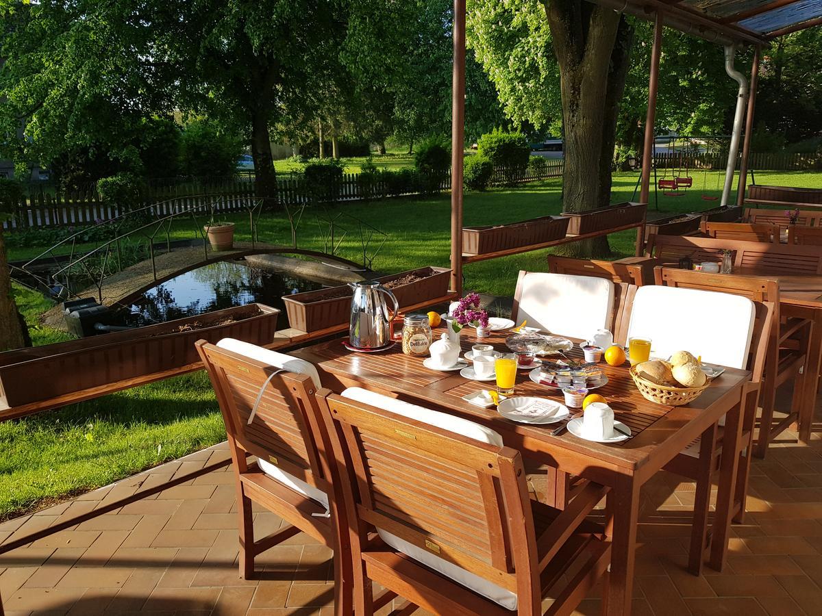 Landhaus Dargelin Hotel Behrenhoff Екстериор снимка